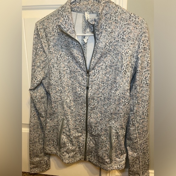 lululemon athletica Tops - Lululemon define jacket